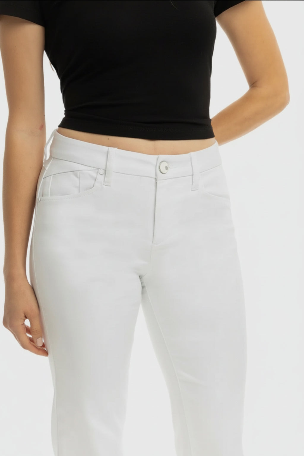 1822 Better Butter Mid-Rise White Jean | RIDGEWOOD, NJ | MOONFLOWER BOUTIQUE