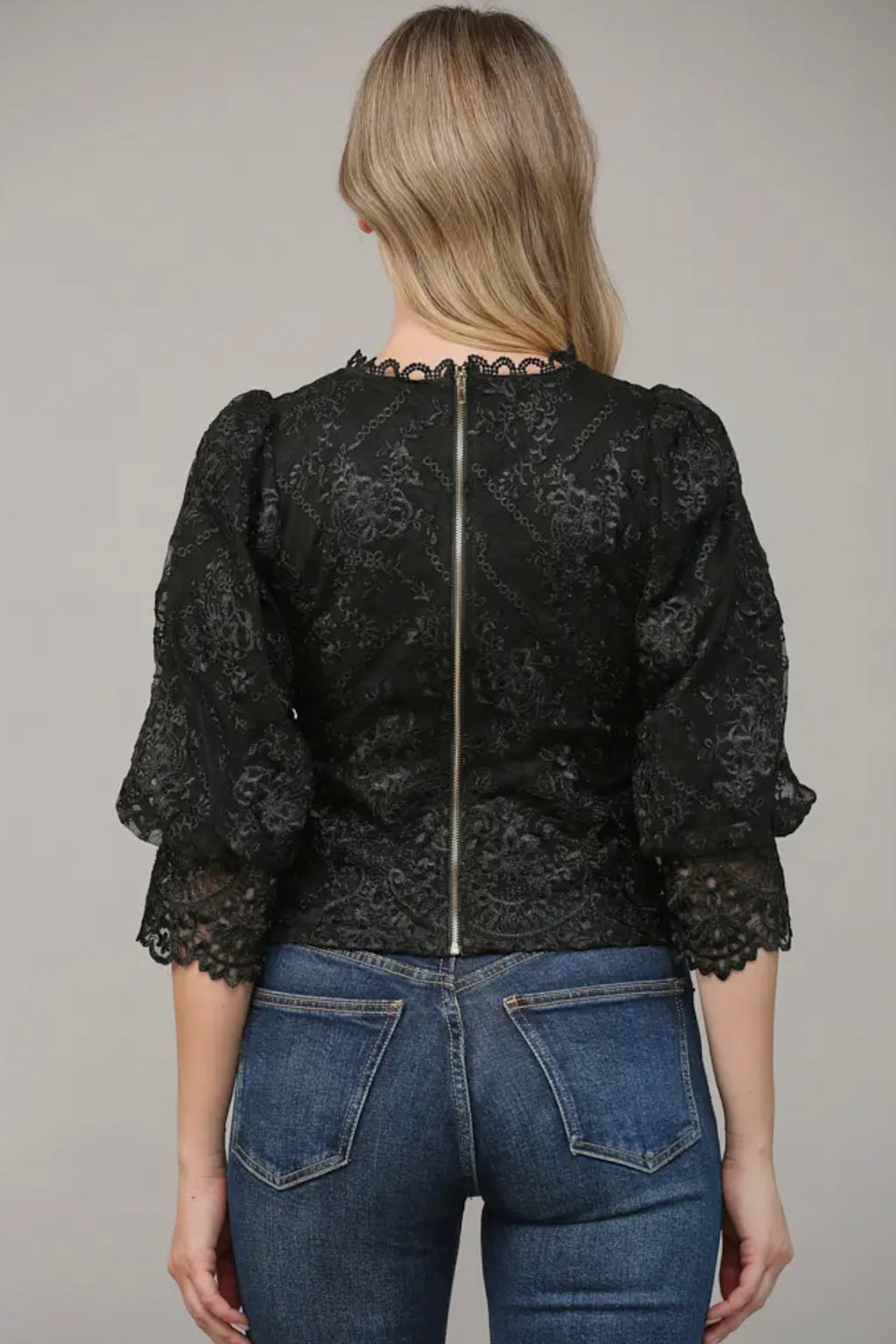Scallop Lace Short Puff Sleeve Blouse | RIDGEWOOD, NJ | MOONFLOWER BOUTIQUE